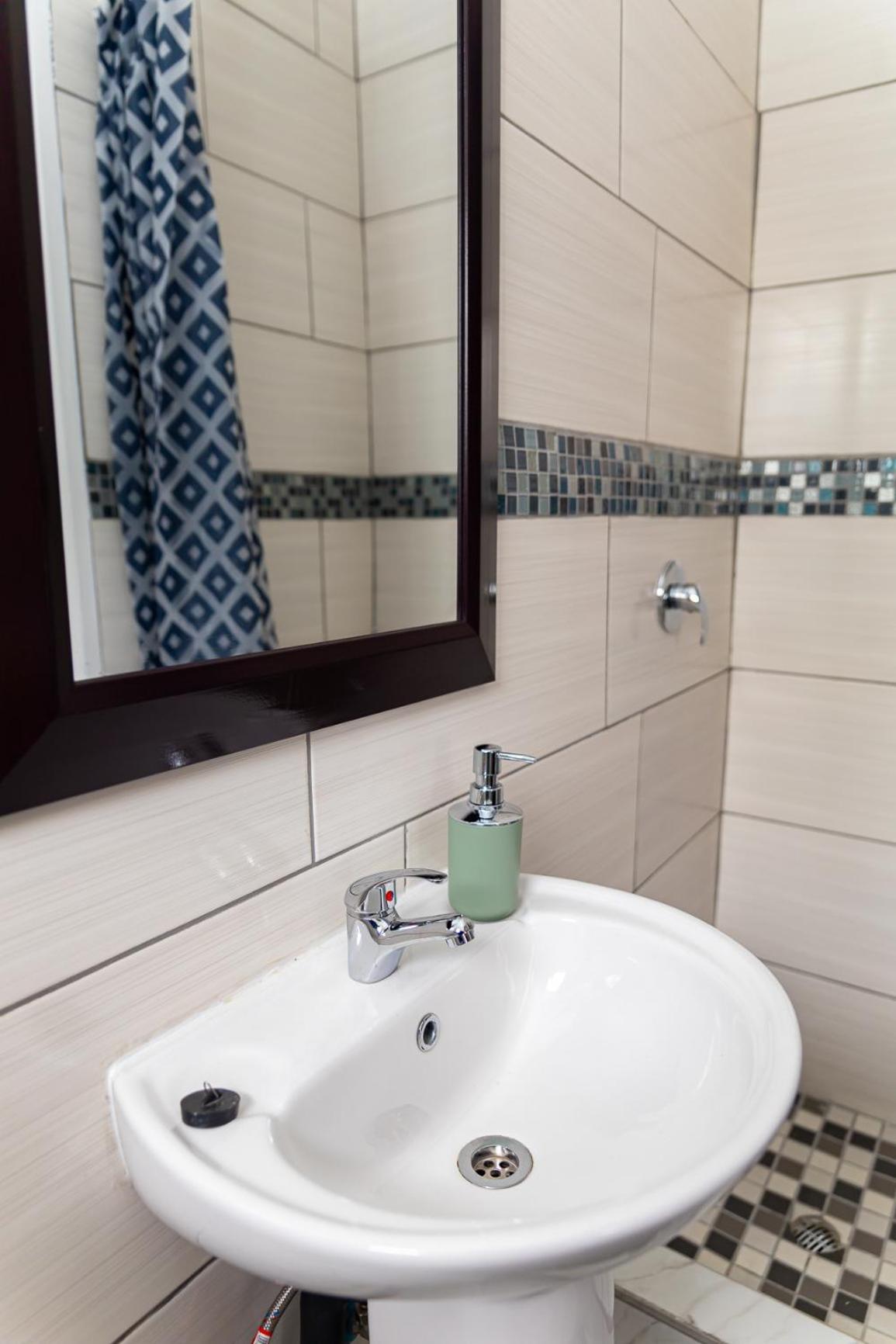 The Hide In Randburg Aparthotel
