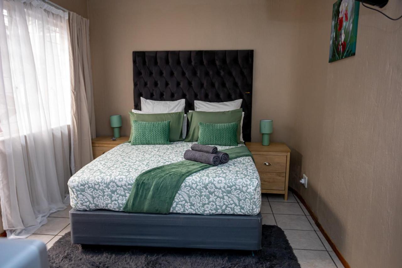 Aparthotel The Hide In Randburg