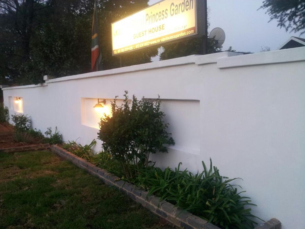 The Royal Princess On Malibongwe Drive Johannesburg