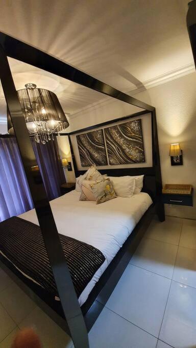 Upmarket 3 Bedroom Johannesburg