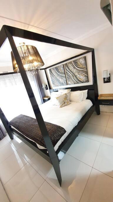 Apartment Upmarket 3 Bedroom