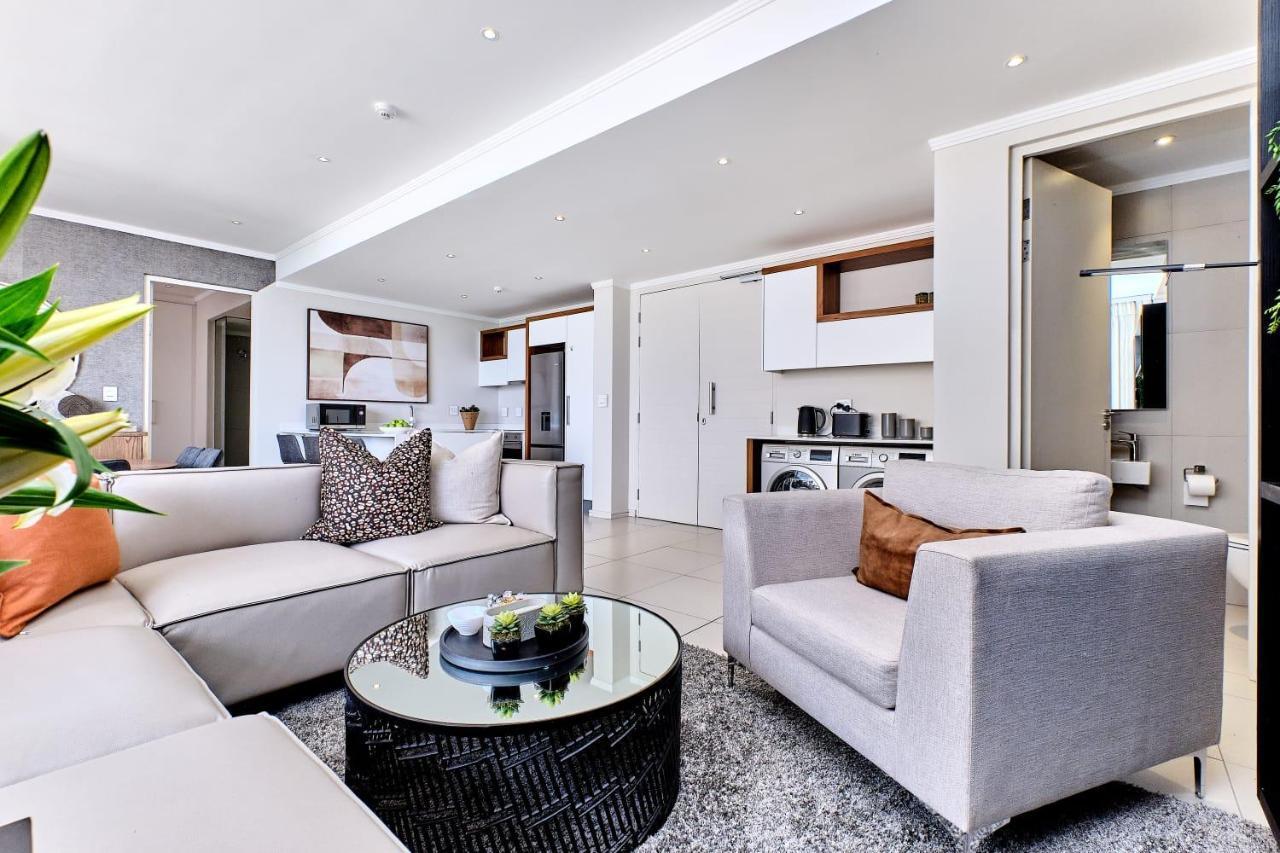 La Vista Dream Luxury & Modern With View And Inverter Back Up! *