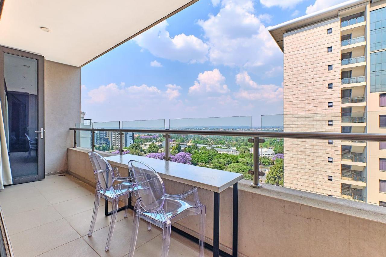 La Vista Dream Luxury & Modern With View And Inverter Back Up! Johannesburg
