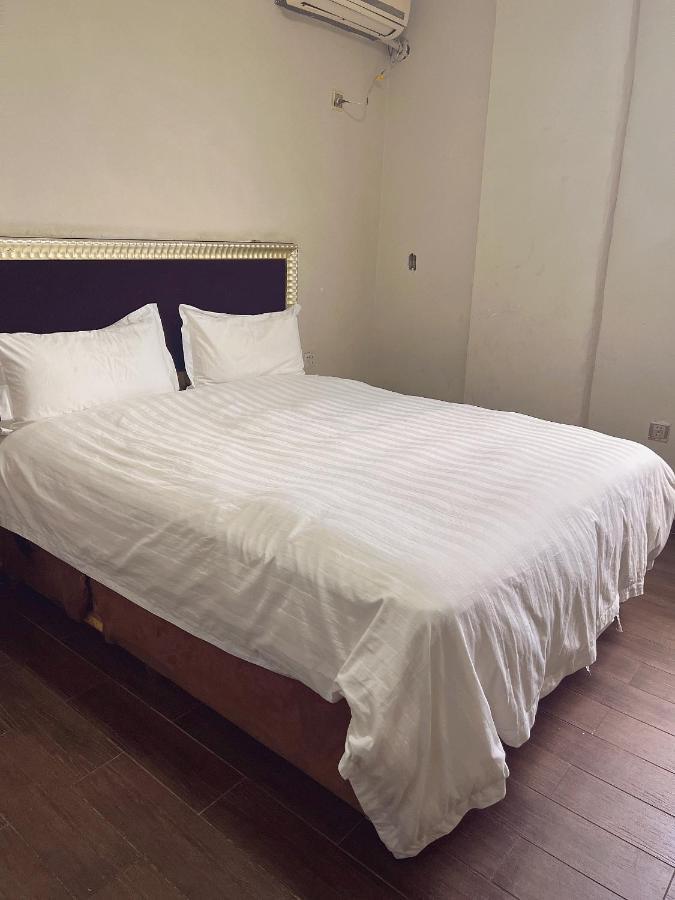 Inn Shengtang Business