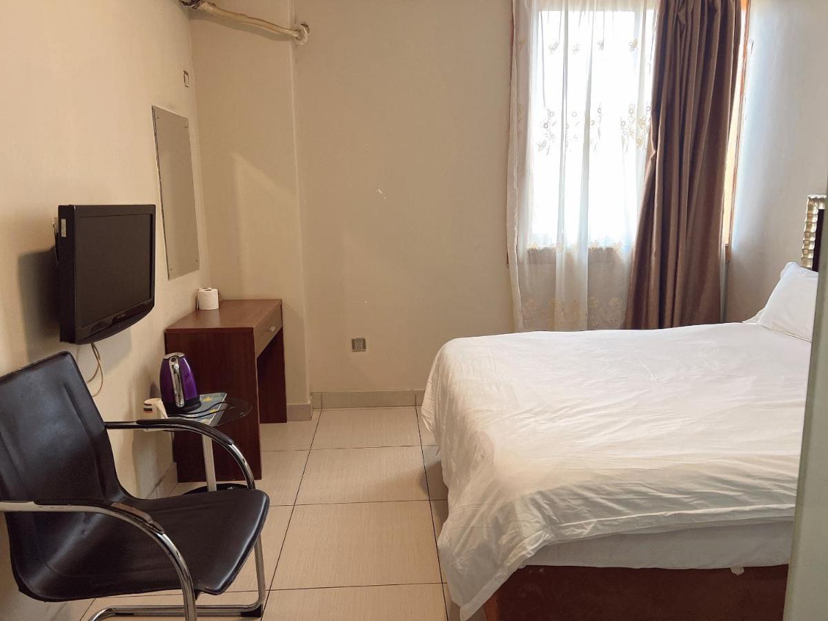 Shengtang Business Inn
