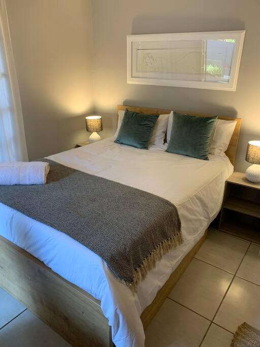 Modern 1 Bedroom Flat With Uninterrupted Wifi
