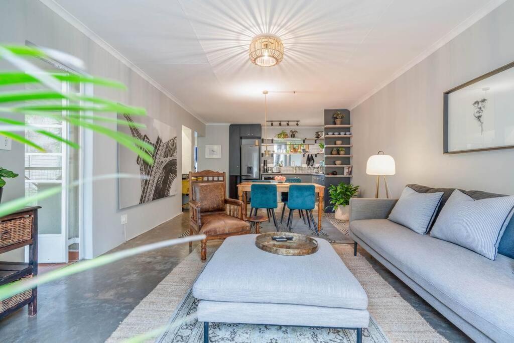 Lovely 2 Bedroom Unit In The Heart Of Melville 127 Apartamento Joanesburgo