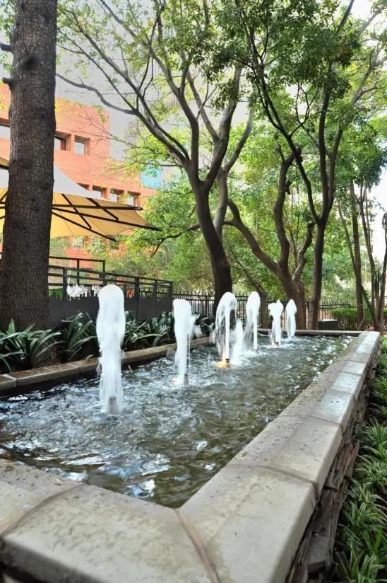 Private Anew Parktownian Hotel 4*