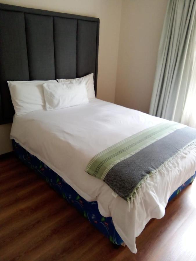 Luxury With Power Backup Apartment *