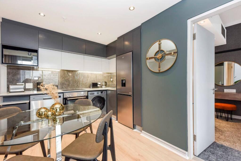 Apartment Stylish In A 5 Star Johannesburg