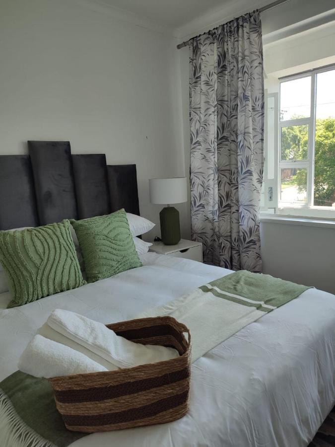 Homestay Luminous Landing In Linden *