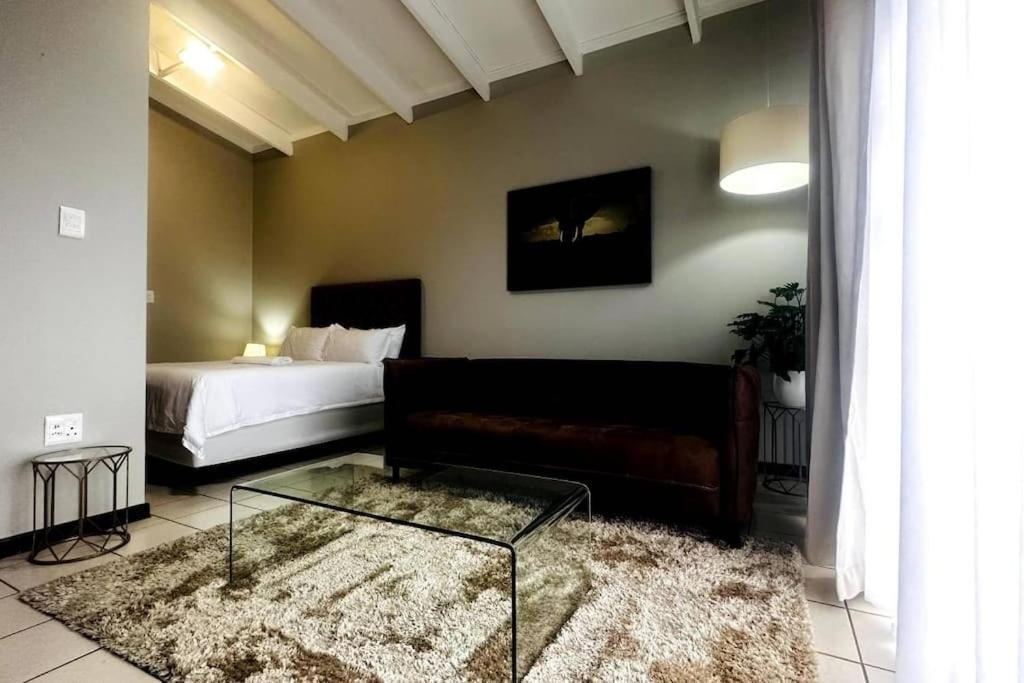 Luxury Style Living - In Fourways