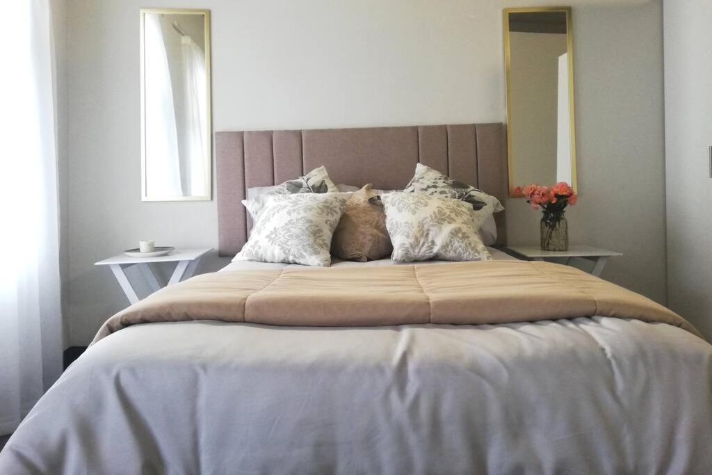 Lovely Spacious Studio In The Of Gold!
