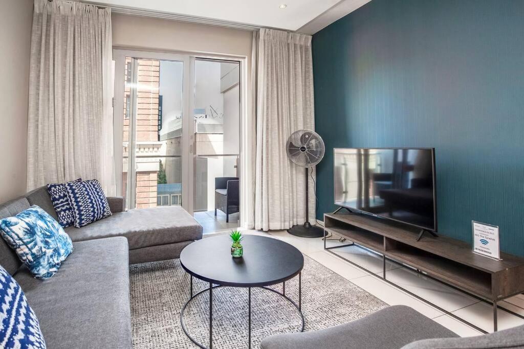 Urban Oasis At Tyrwhitt * Johannesburg