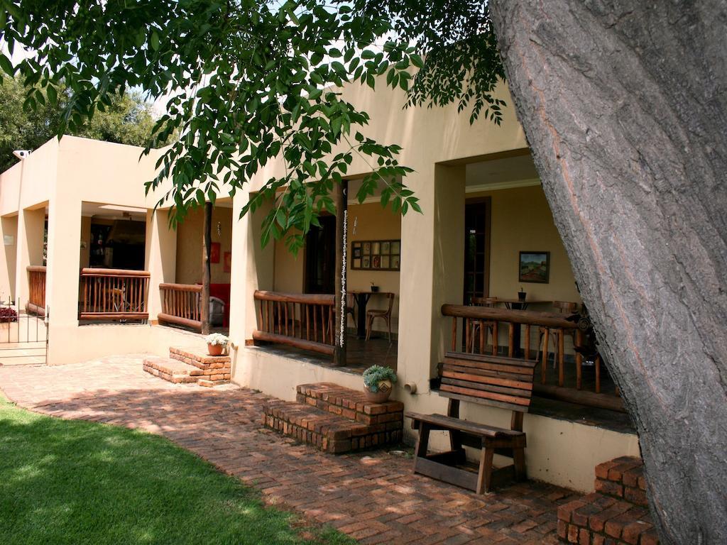 La Vue Guesthouse Lodge