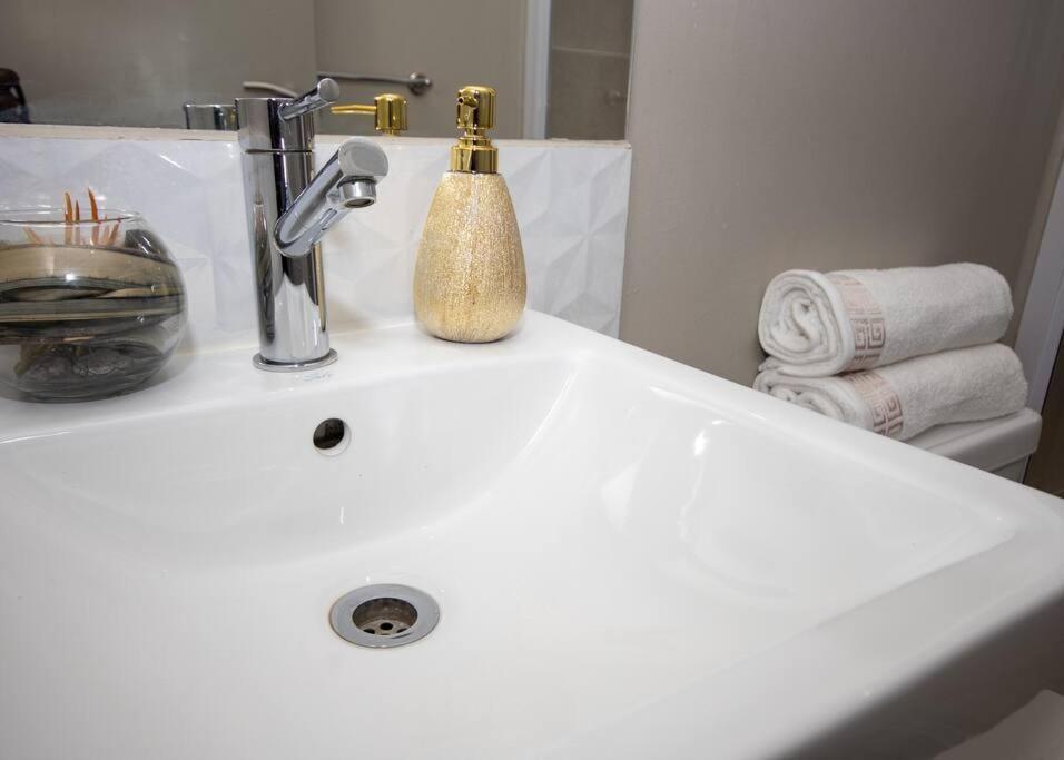 Luxury, Location, & Convenience. Apartment *