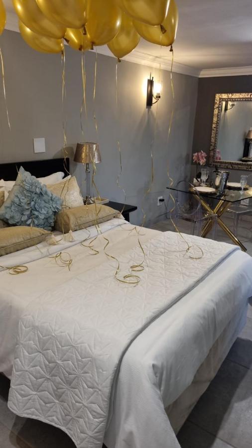 The Throne Apartment