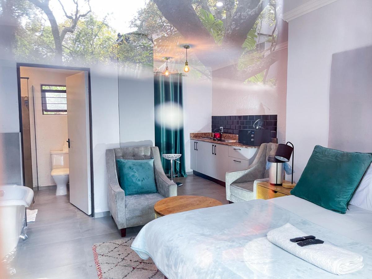 Guest house Amoris Guest House-randburg *