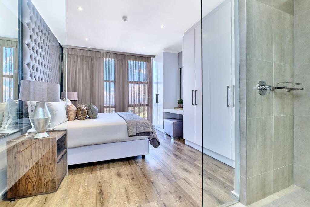 Luxury 2bed With Lifestyle Apartment