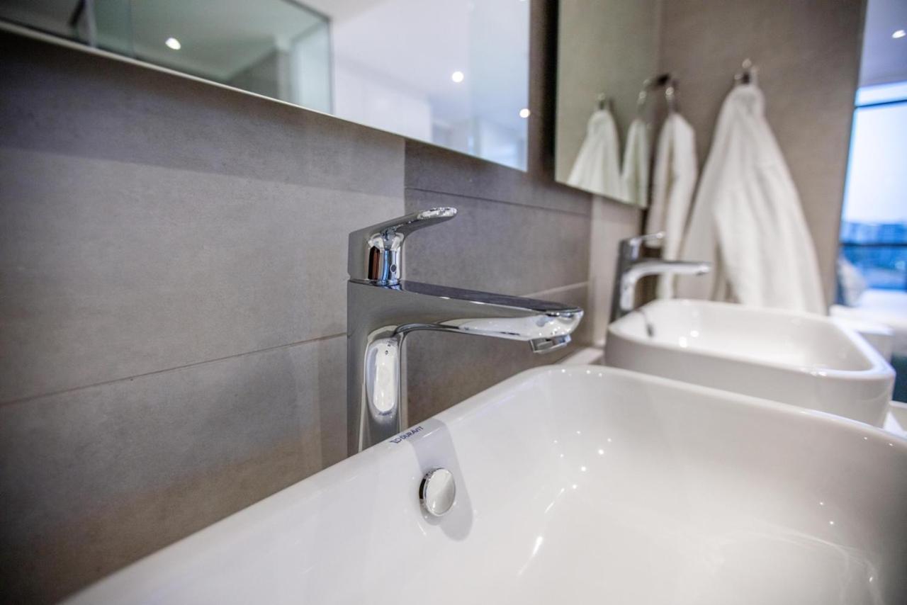 Azalia - Masingita Towers, Sandton * Johannesburg