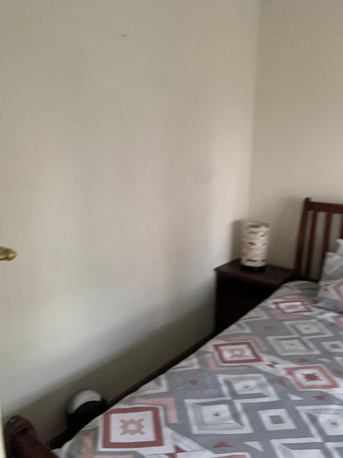 Safari -beautiful 3 Bedrooms, 10-seater Dining , Tv Room, Garden & Pool