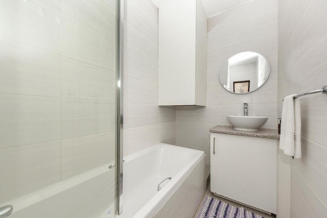 Antibes 6 * Joanesburgo
