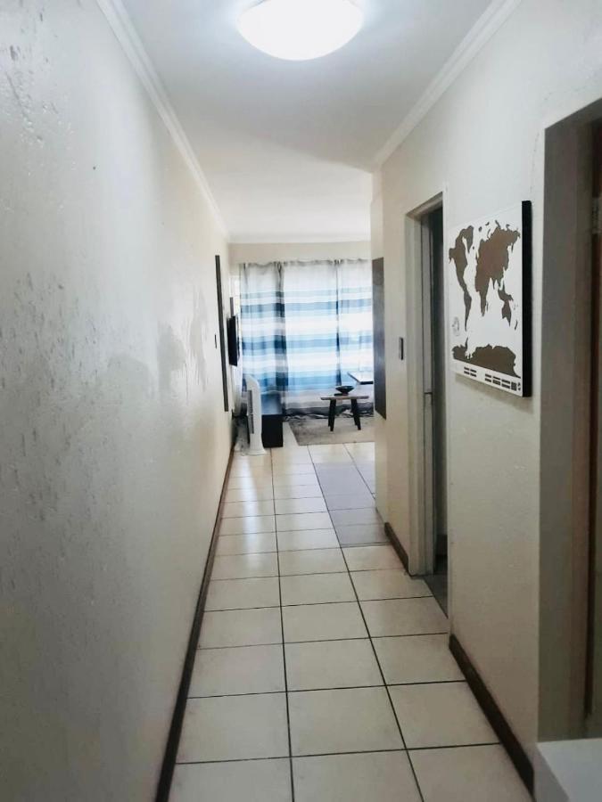 Apartment Unit 27 St Tropez Johannesburg