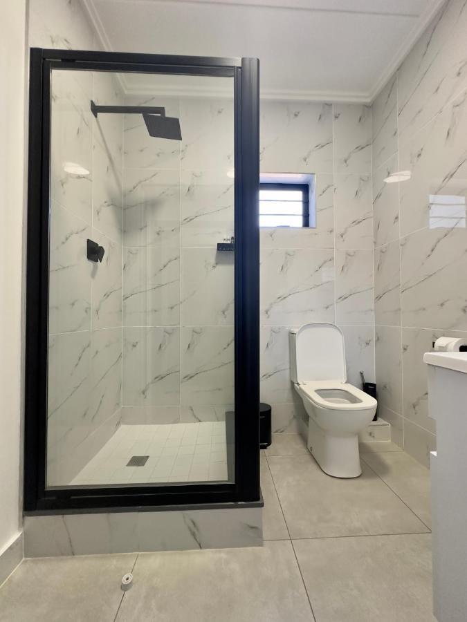 Apartment Stylish Executive With Power Backup *