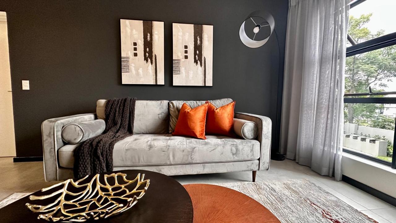 Stylish Executive With Power Backup Johannesburg