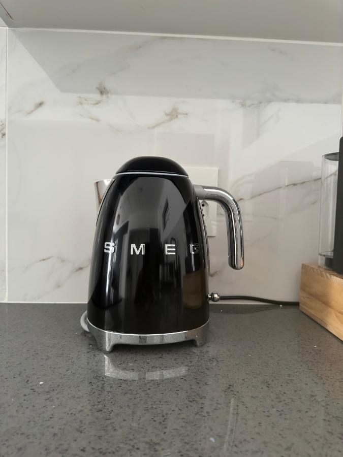 Stylish Executive With Power Backup * Johannesburg
