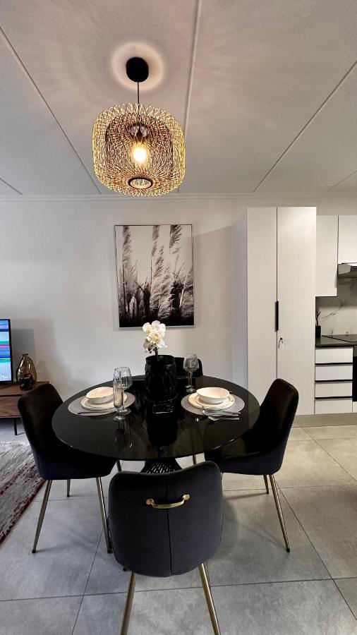 Apartment Stylish Executive With Power Backup