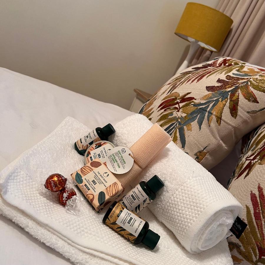 Apartment Peaceful@swansea In Rosebank-parkwood Johannesburg