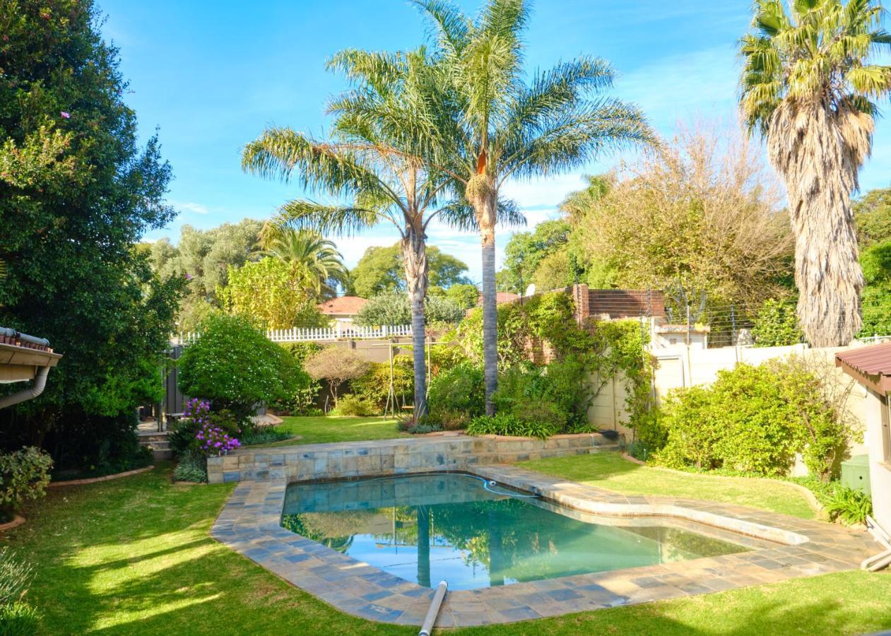 Hidden Retreat In Kensington Casa de férias