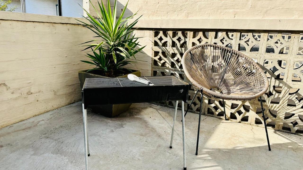 Living 119 - Fibre Wifi, Washing Machine & Sunny Balcony Apartment Johannesburg