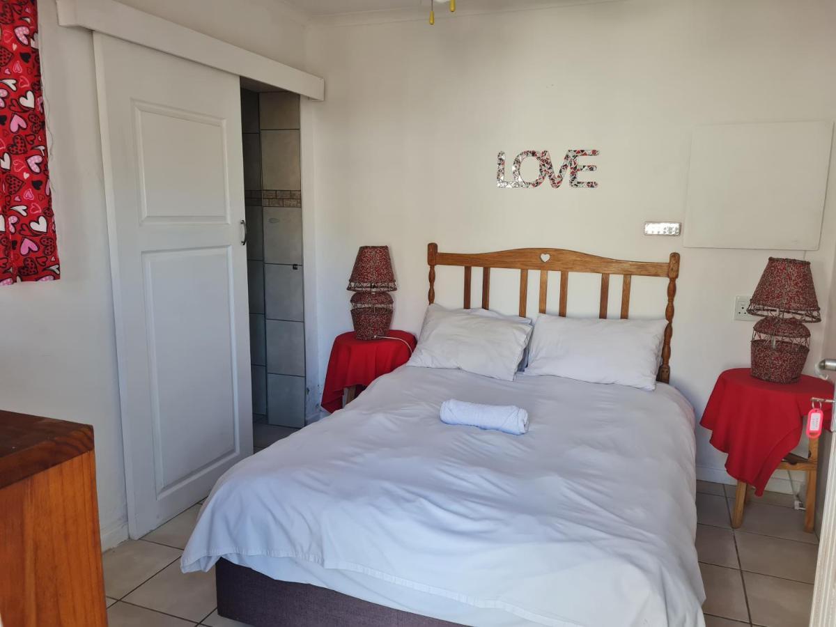 Hostel Melville House