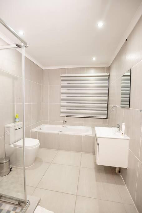 3 Bedroom In Bryanston *