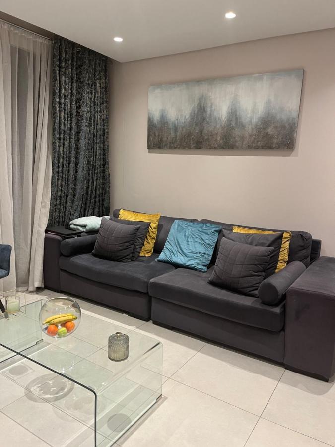 Sandton Gate - The Terrace 103 Apartment