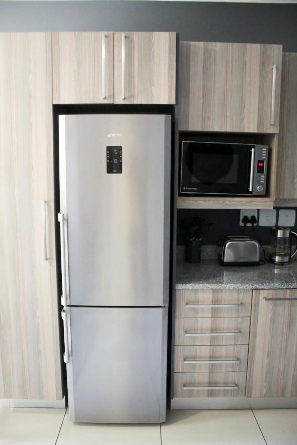 Apartment Staycation Sandton Johannesburg