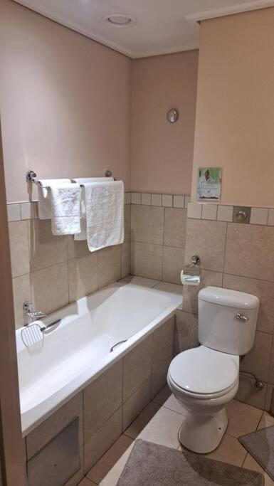 409 Mapungubwe Apartment