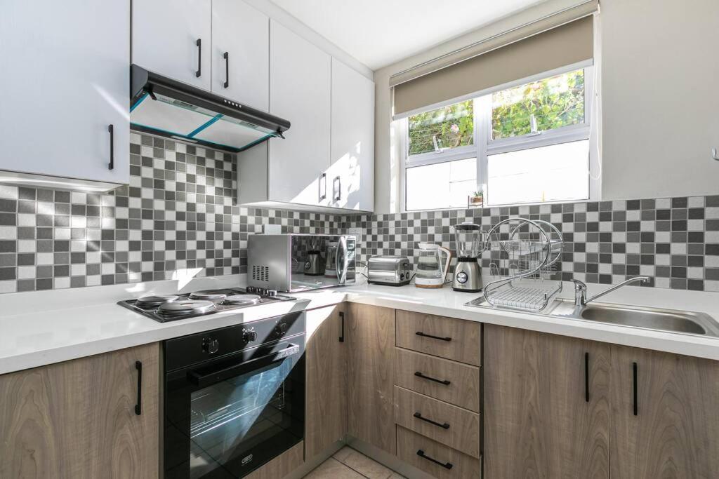 Greenside Entire Place 48mb Wi-fi Holiday home *