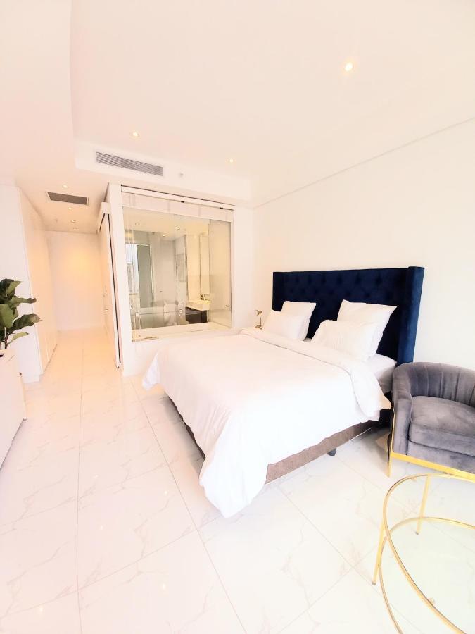 Sandton Skye Luxury Bedroom Johannesburg