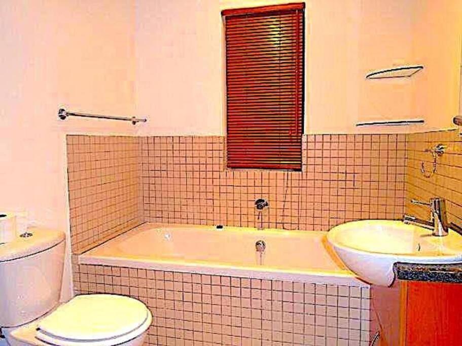 Executive - Sandton Apartment Johannesburg