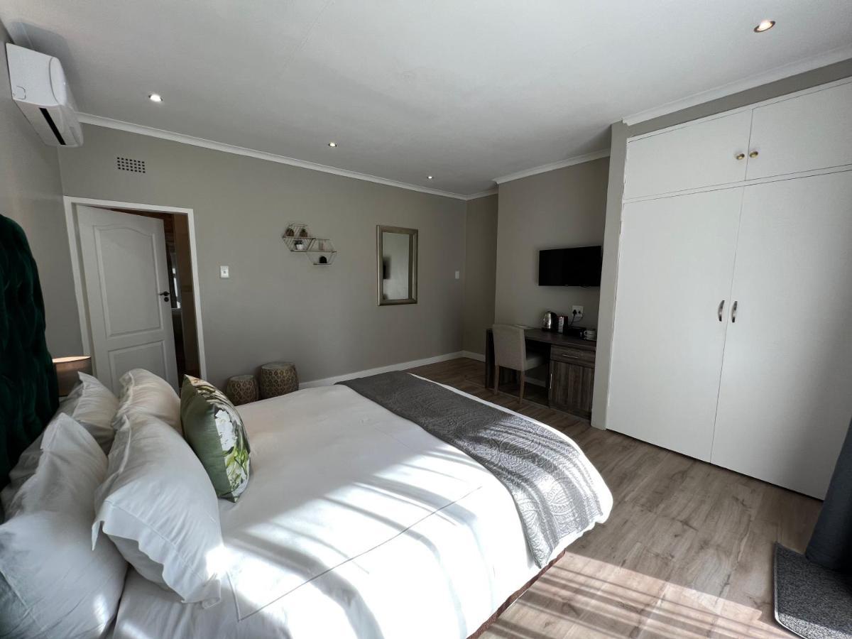 Le'ciara Luxury Hotel