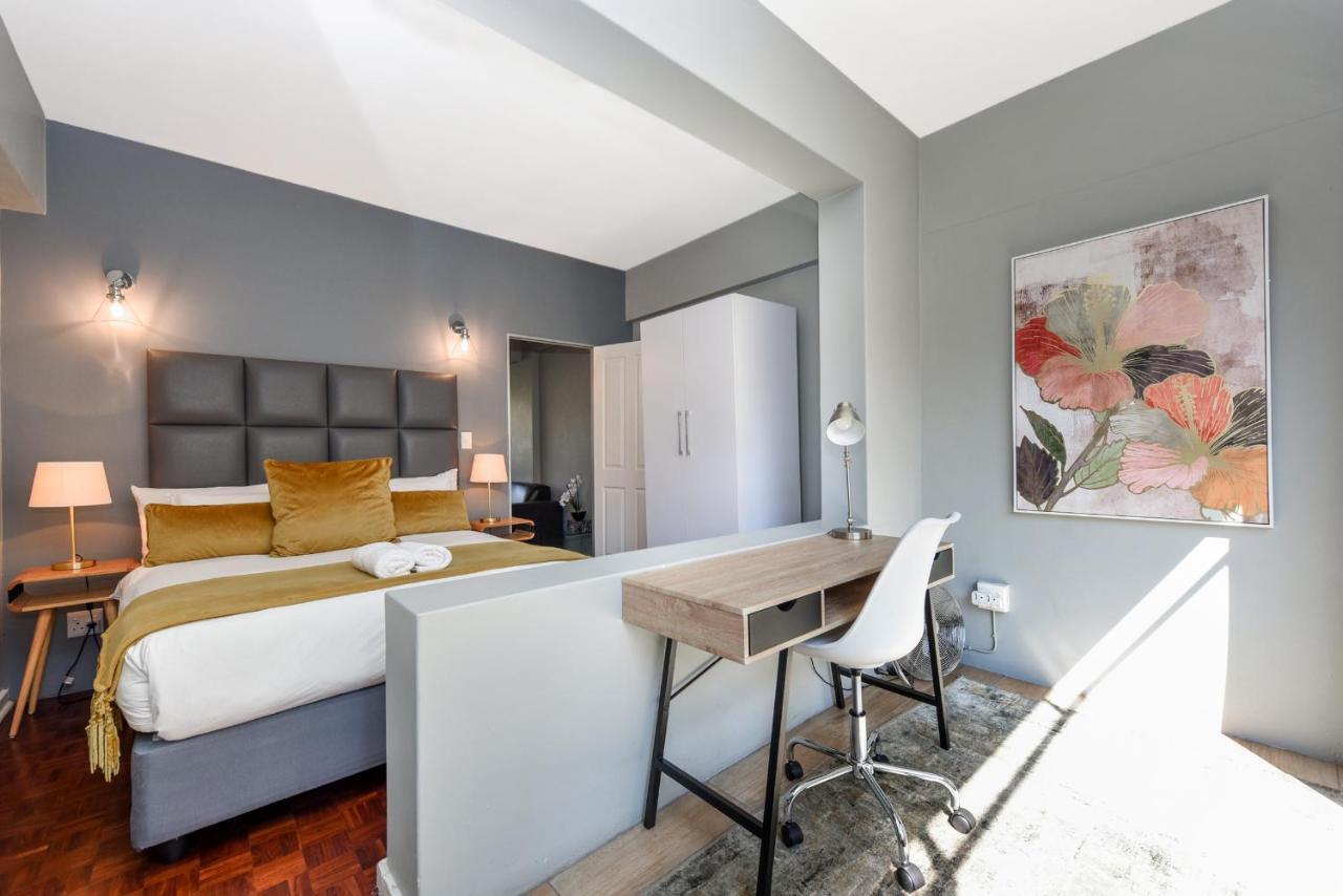 Apartment Grenville Gardens *