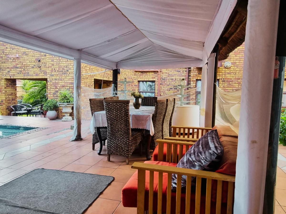 Draper's * Johannesburg