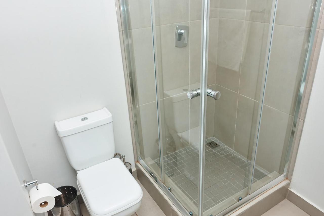 Apartment Spacious 2 Bed 2 Bath Wi-fi Netflix Backup Power