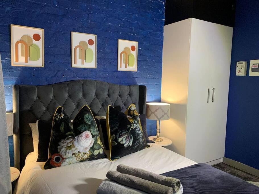 Just Vibes At Maboneng Precinct Apartment