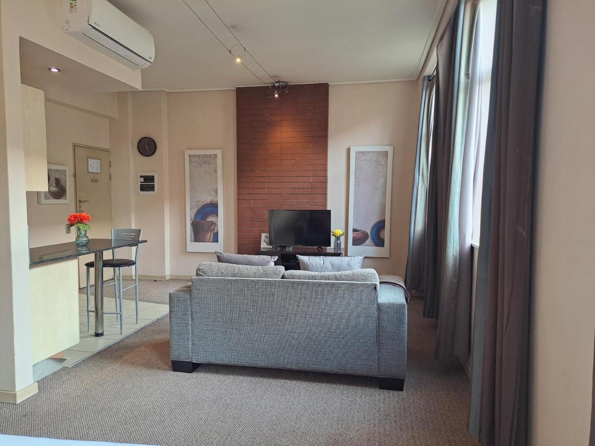 Cloud Ink @mapungubwe Apartment