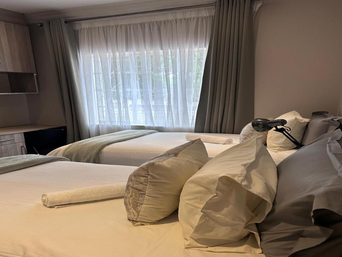 Guest house Away From Johannesburg