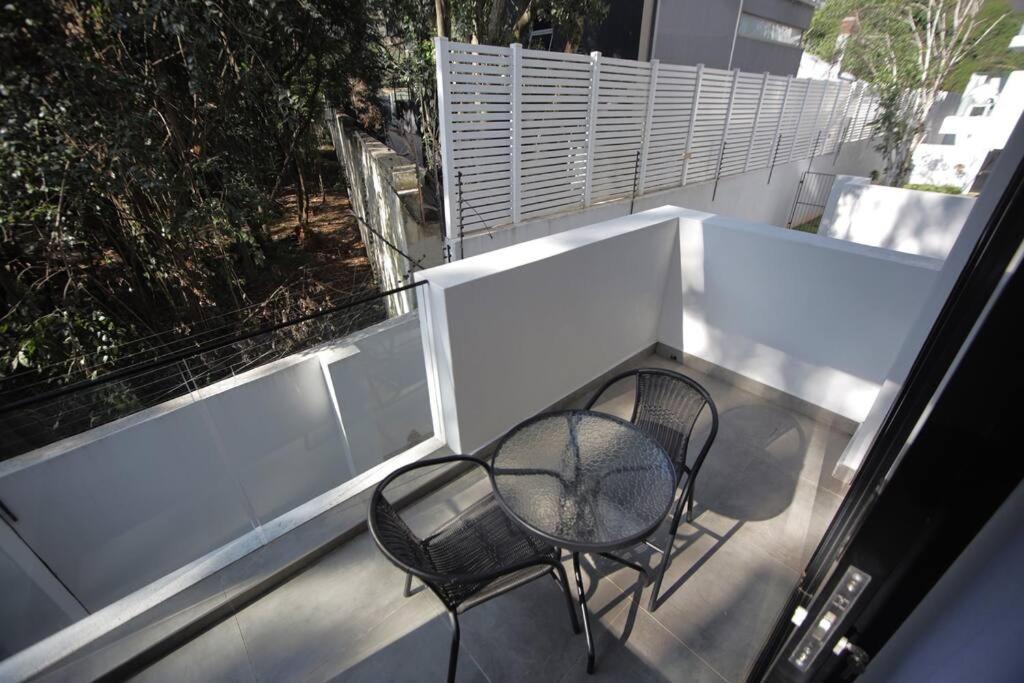 Luxury 2br/2ba In The Monroe, Sa Johannesburg